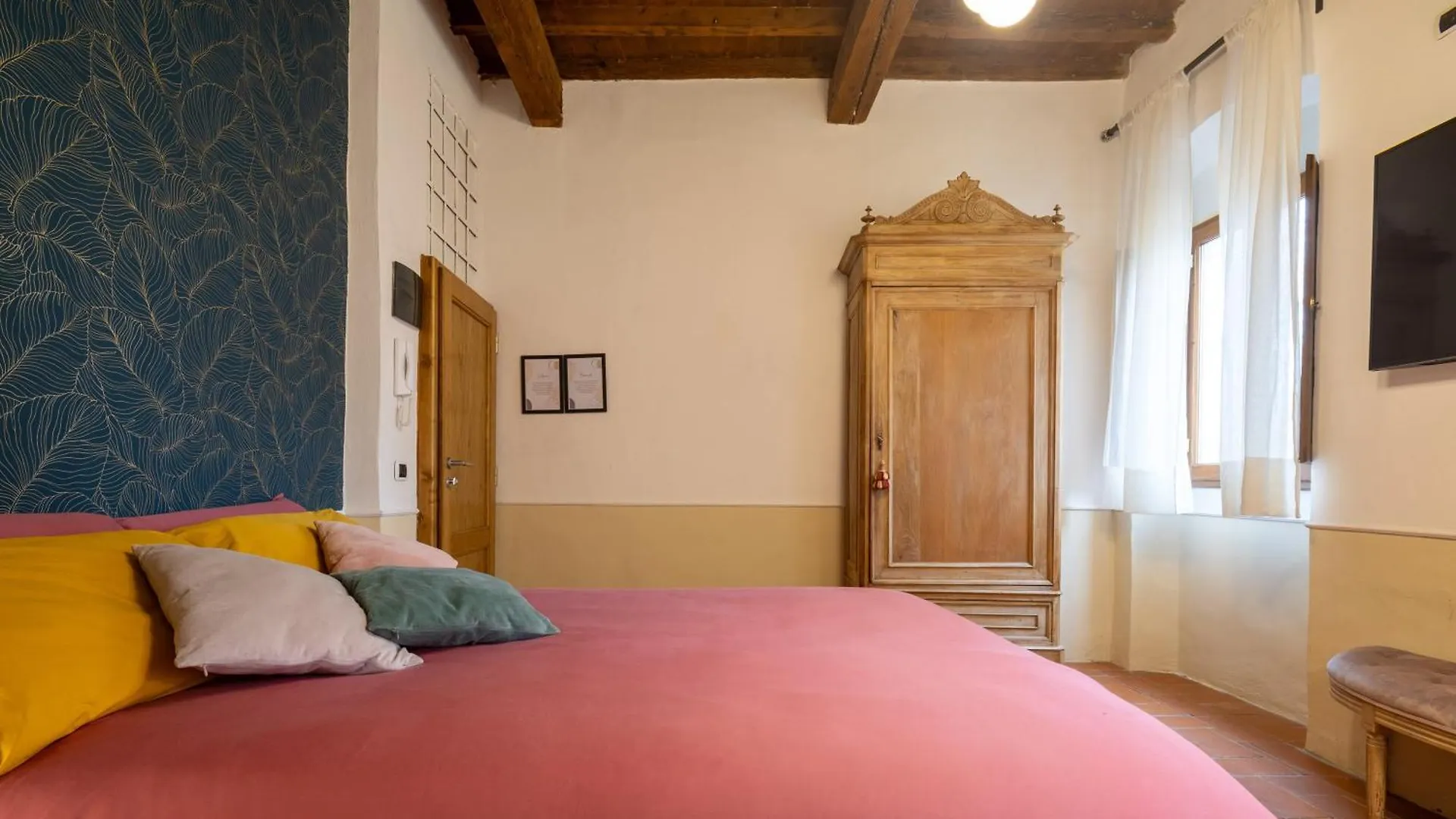 Ardiglione Flat Apartment Florence